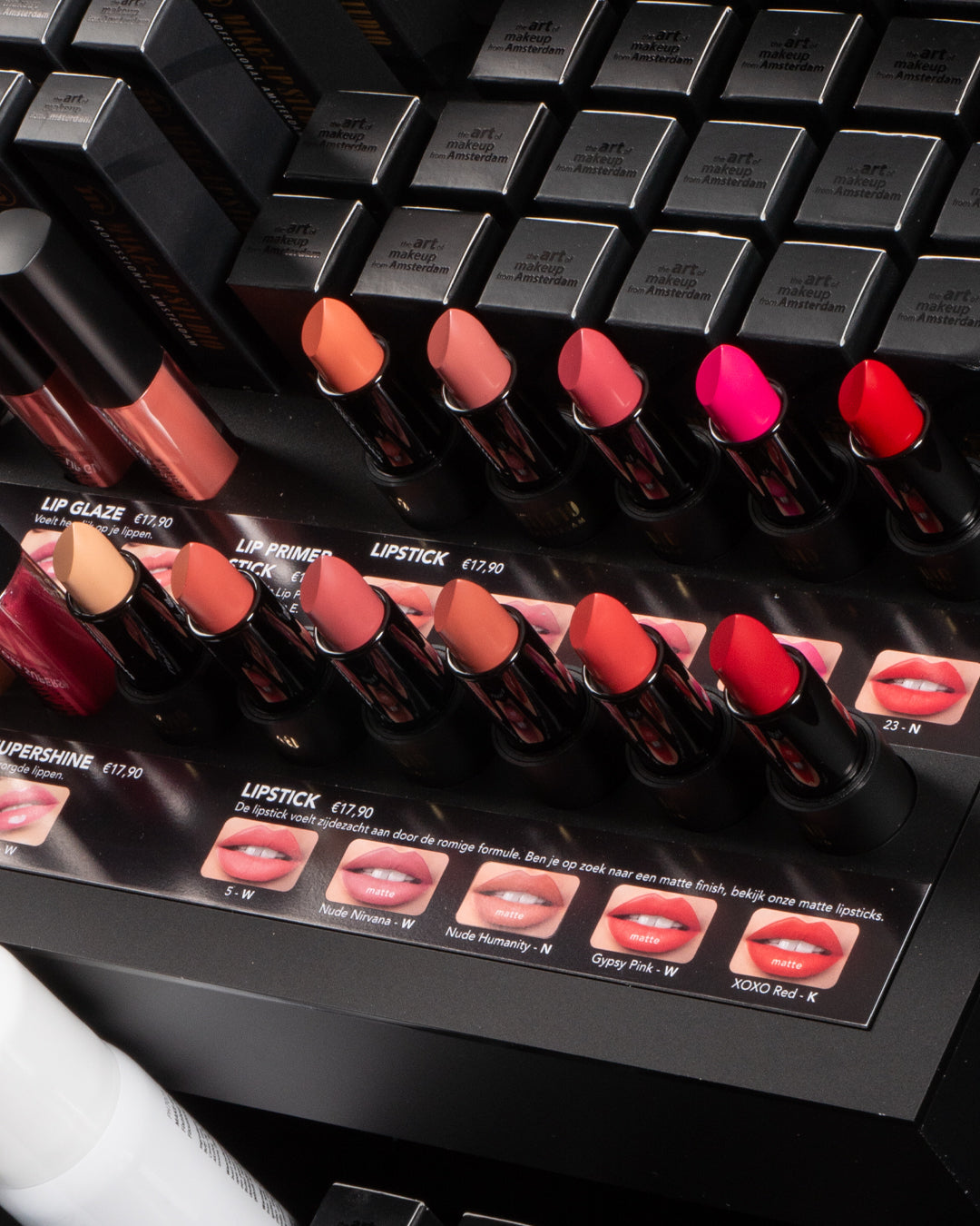 Salon Display Self Service